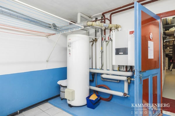 2 Familienhaus mit 11 Zimmer und 4 Garagenplätzen 23