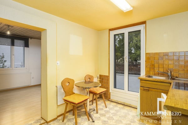 2 Familienhaus mit 11 Zimmer und 4 Garagenplätzen 5