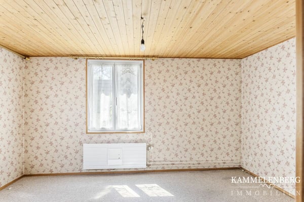 2 Familienhaus mit 11 Zimmer und 4 Garagenplätzen 12