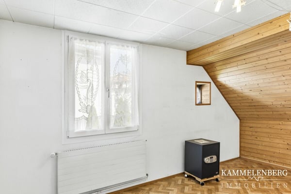 2 Familienhaus mit 11 Zimmer und 4 Garagenplätzen 10