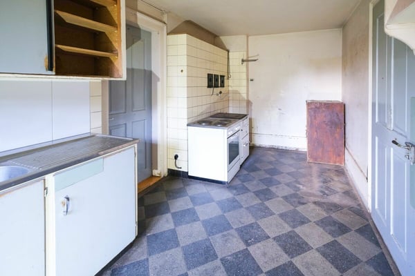 Bauernhaus mit 2 Wohnungen auf 3'935 m2 8