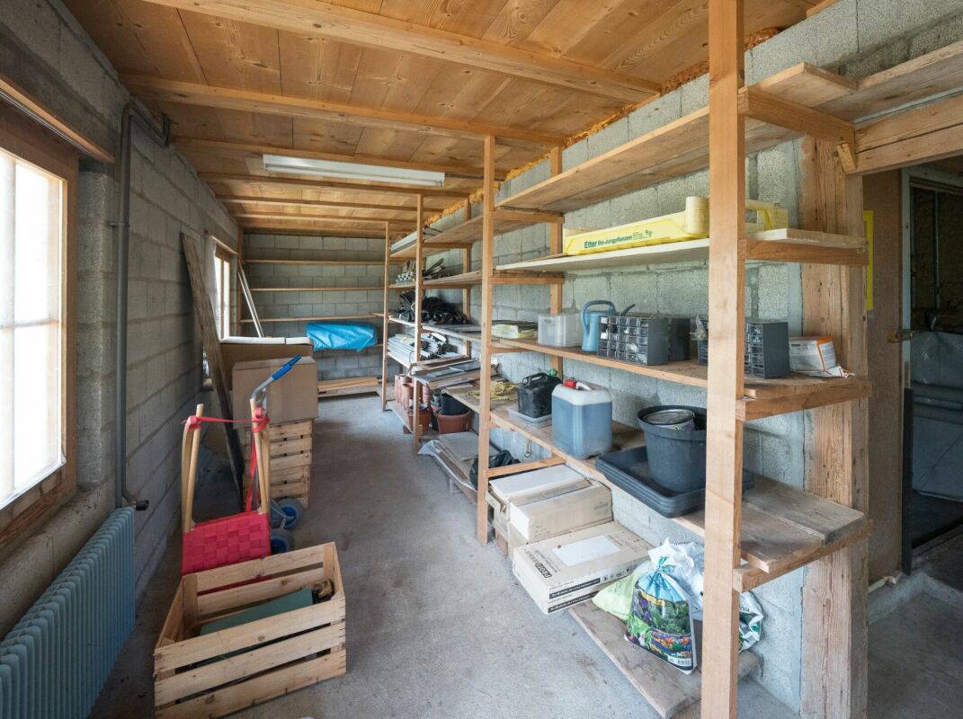 Zwei Wohnhäuser inklusive Atelier und Laden