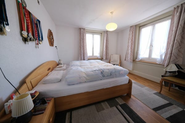 Zentral 7-Zimmerwohnung im 2.OG 13