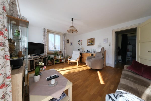 Zentral 7-Zimmerwohnung im 2.OG 5