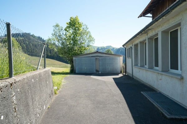Ehemaliges Schulhaus Hindten 10