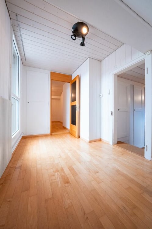 Grosszügige 3.5-Zimmer-Dachwohnung 12