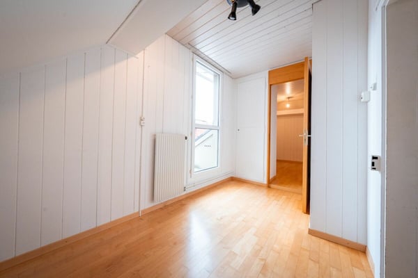 Grosszügige 3.5-Zimmer-Dachwohnung 11