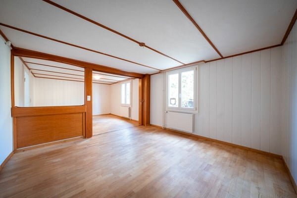 Zweifamilienhaus mit Garagen, Werkstatt und Lagerräumen zu verkaufen 17