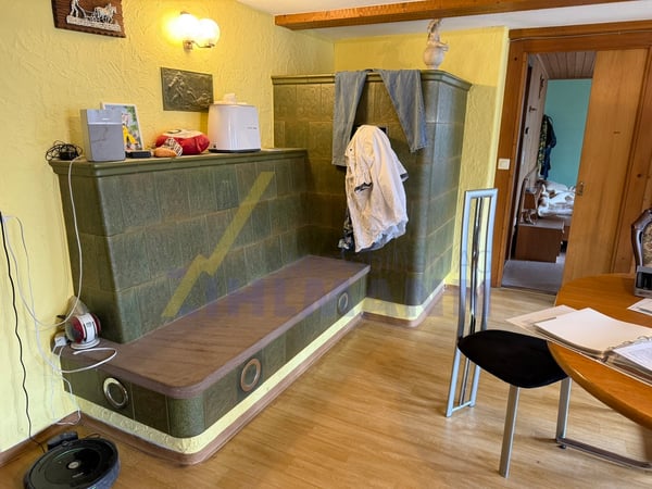 Grosszügiges Bauland mit Bauernhaus 11