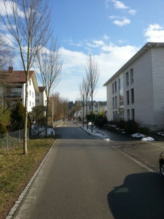 Einstellhallenplatz in Lyss zu vermieten nahe Coop/Zentrum 3