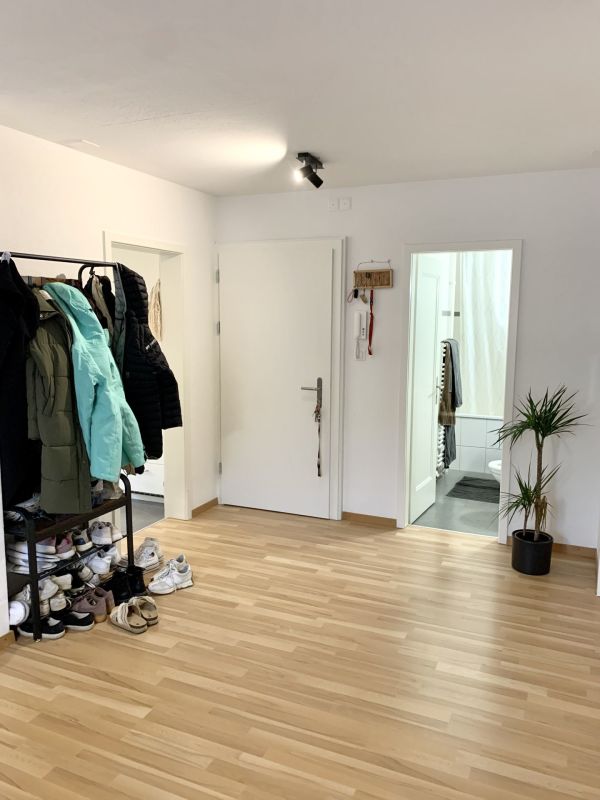 Attraktive 3-Zimmerwohnung in grüner Umgebung - nur 350m vom Bahnhof entfernt!