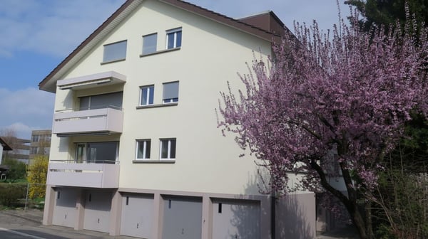 3-Zimmerwohnung im Hochparterre - kürzlich renoviert