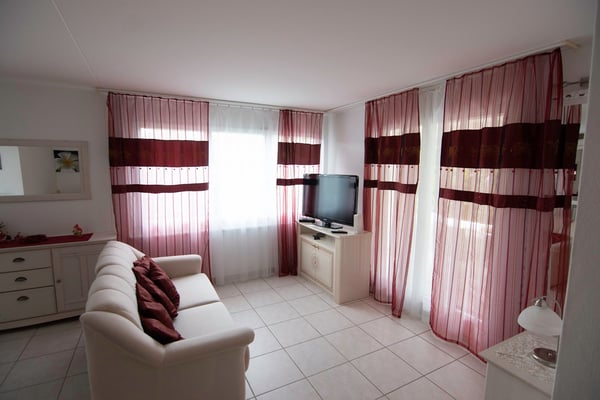 2,5-Zimmer-Wohnung möbliert – mit eigener Waschküche 6