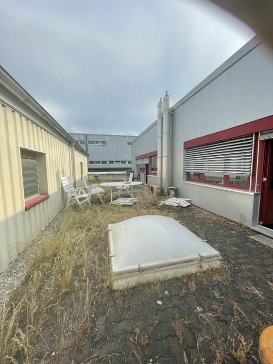 Gewerberäume an zentraler und beliebter Lage - im Baurecht 9