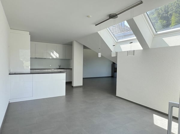 Charmante und komfortable Maisonette-Dachwohnung mit fantastischer Weitsicht 4