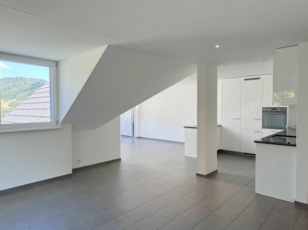 Charmante und komfortable Maisonette-Dachwohnung mit fantastischer Weitsicht 4