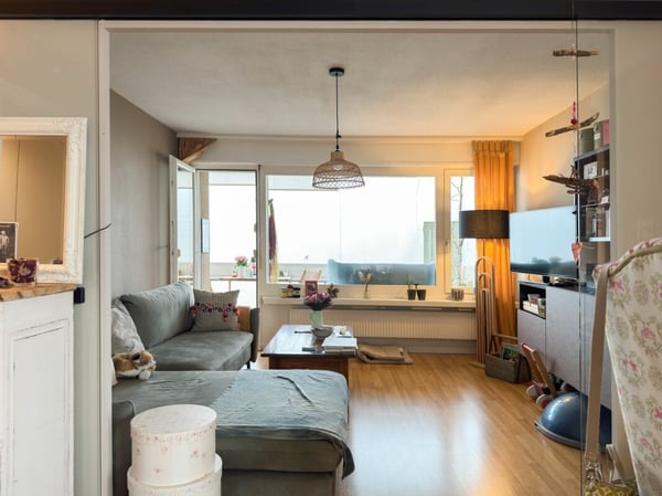 1½-Zimmer Wohnung im 10. Stock 6