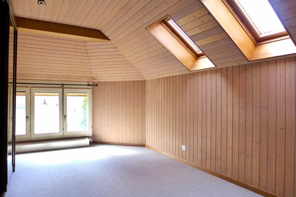 Zweifamilienhaus mit Entwicklungspotenzial 11