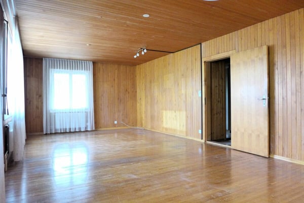 Zweifamilienhaus mit Entwicklungspotenzial 10