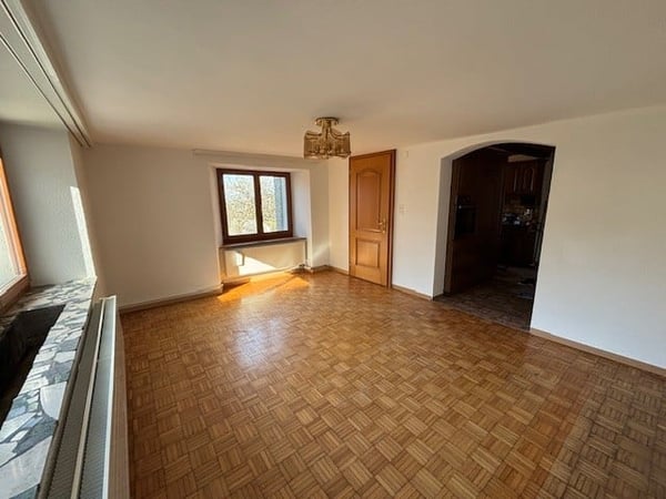 Ein Bijou mit Charme – Liebevoll gepflegtes 6-Zimmer-Landhaus 3