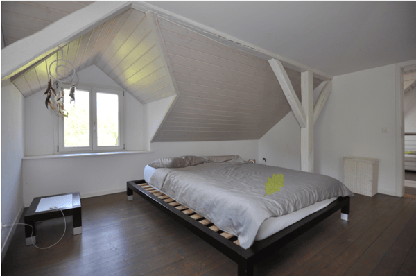 Charmantes 1-Zimmer-Einfamilienhaus in ruhiger Lage von Remigen 9