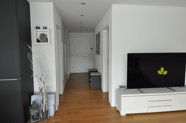 Moderne 1.5-Zimmer-Attikawohnung mit Panoramablick in Bözen 7