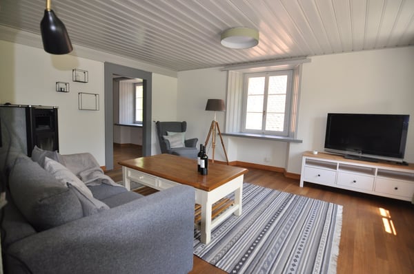 möblierte 3.5 Zi. Wohnung, NK inkl. an idyllischer, ruhiger Lage 3