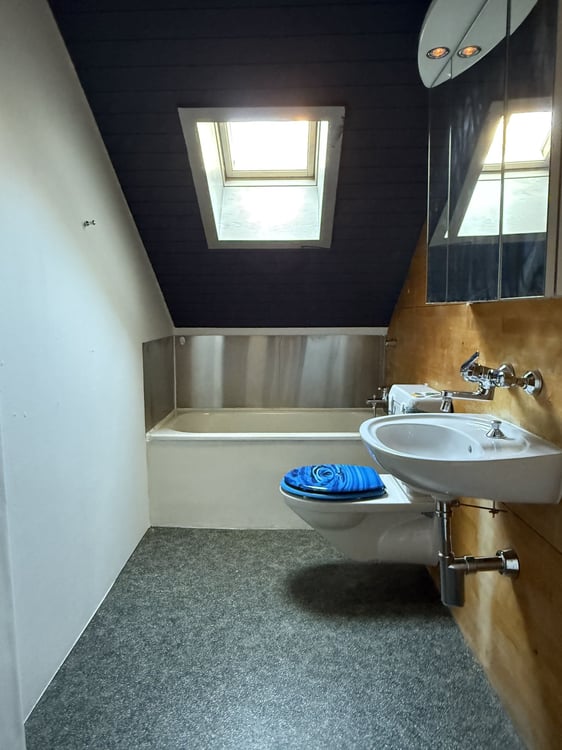 Attraktives Mehrfamilienhaus an zentraler Lage in Biel 8