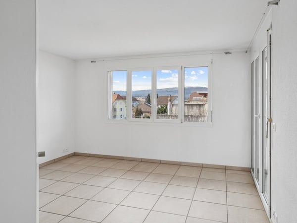 4.5-Zimmer-Wohnung mit 102 m², 15.7 m² Loggia & Schwedenofen – Wohnen mit Komfort in Lyss 6