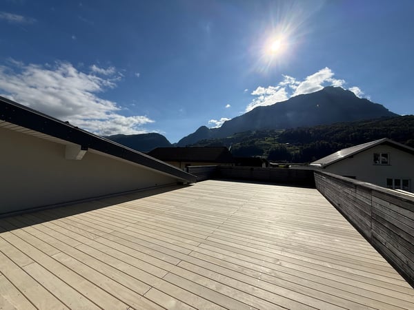 Vielseitig nutzbare Gewerbe- und Lagerräume in Brunnen 7