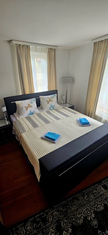 Möblierte 1.5-Zimmer-Wohnung mit Balkon und Garage in Arbon 2