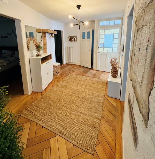 Möblierte 1.5-Zimmer-Wohnung mit Balkon und Garage in Arbon 5