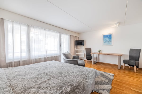 Möblierte 2.5-Zimmer-Wohnung mit Servicepaket 3