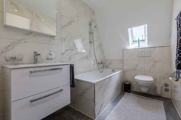 Möblierte 1.5-Zimmer-Wohnung mit Balkon in Arbon 9