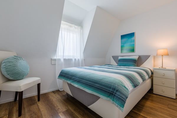 Möblierte 1.5-Zimmer-Wohnung mit Balkon in Arbon 1