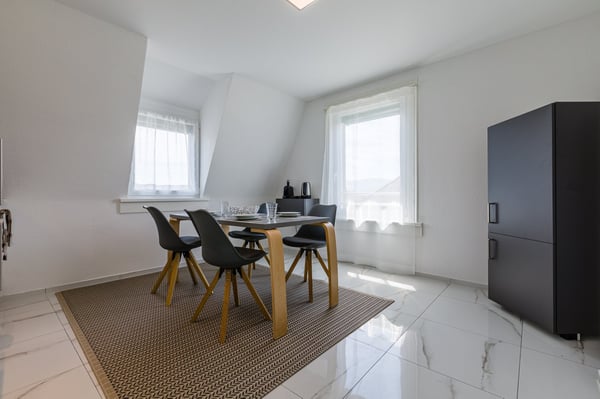 Möblierte 1.5-Zimmer-Wohnung mit Balkon in Arbon 8