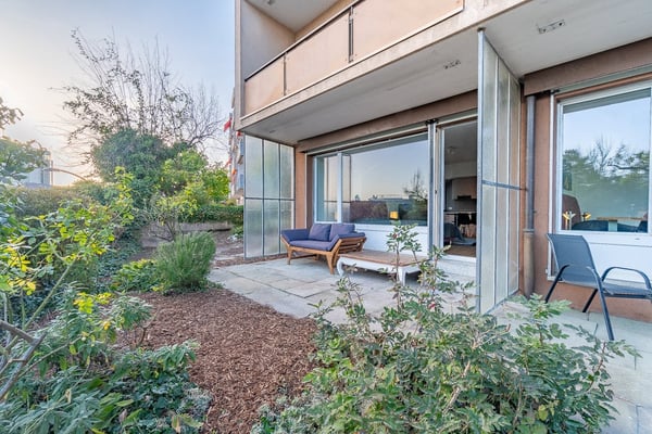 Möblierte 3.5-Zimmer-Studio Wohnung mit Gartensitzplatz ab 1.7.26 frei 4