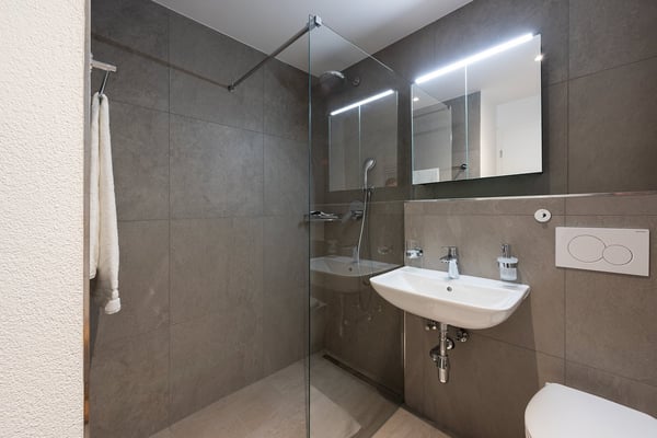 WG Zimmer in 2 Personen Wohngemeinschaft mit Balkon 7