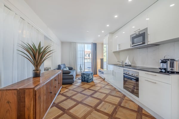 Möblierte 2.5-Zimmer-Wohnung mit Balkon in St. Gallen 1