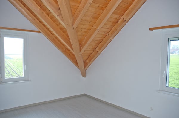 Charmante 5.5-Zimmer-Maisonette-Wohnung mit Seesicht in Eschenz 14