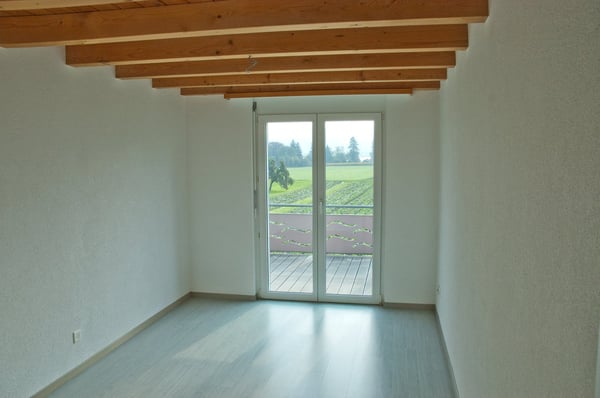 Charmante 5.5-Zimmer-Maisonette-Wohnung mit Seesicht in Eschenz 15