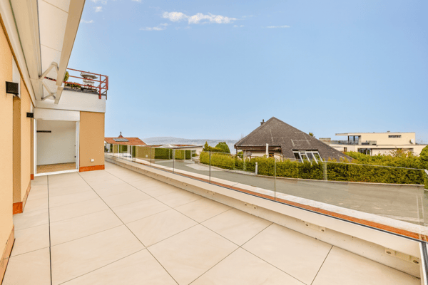 luxuriös & komplett sanierte 1.5-Zi. Terrassenwohnung am Tor zur Innerschweiz 11