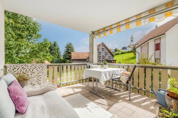 Traumhafte 1.5-Zimmer-Dachmaisonettewohnung mit hellen Räumen und sonnigem Balkon 15