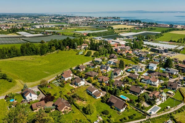 Einzigartiges Grundstück mit perfekter Geometrie, Seesicht und ebener Südwestausrichtung 8