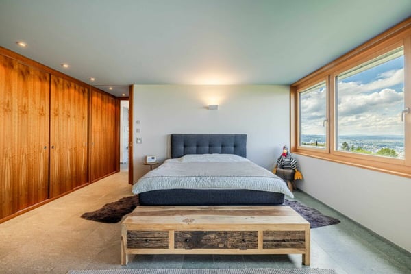 Premium-Einfamilienhaus mit Panorama-Seeblick und aussergewöhnlicher Grundstücksfläche 5