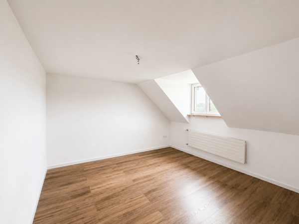 Modernisierte 3.5-Zimmer Dachwohnung mit Balkon und Traumaussicht 6