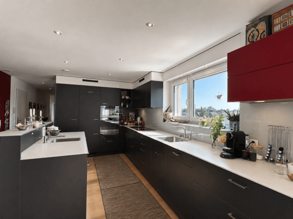 5.5-Zimmer-Attikawohnung mit 150 m² Rundumterrasse, Weitsicht und direktem Terrassenzugang aus jedem Zimmer 13