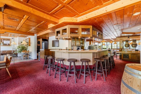 VIEL POTENZIAL AN BESTER LAGE: HOTEL TOGGENBURG MIT TRAUMAUSSICHT UND IDEALER STRUKTUR 7