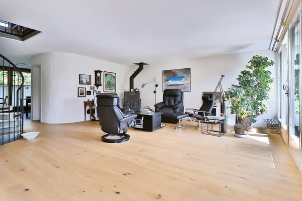 Grosses Doppeleinfamilienhaus in grüner Umgebung 9
