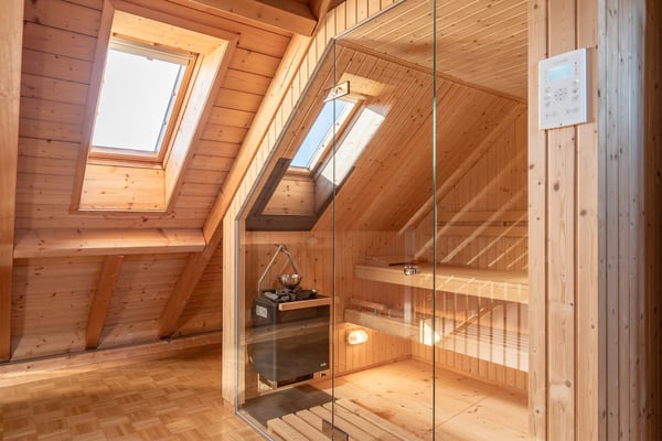 Grosse 4-Zimmer-Maisonette-Wohnung mit Sauna und herrlicher Aussicht in Schüpfen 15